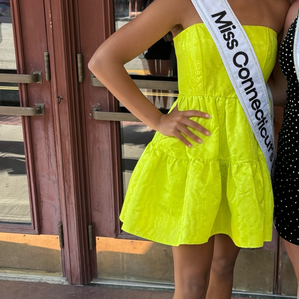 Green Pageant Arrival Dress